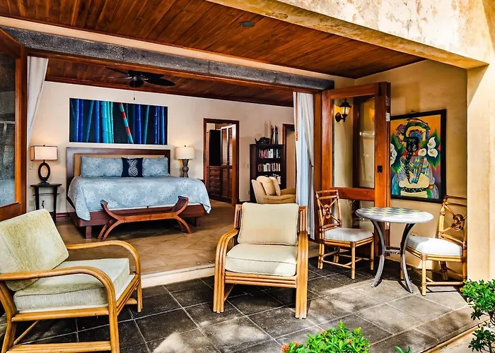 Exclusive Beachfront Private Pool, Koi, Bbq Сasa de vacaciones *