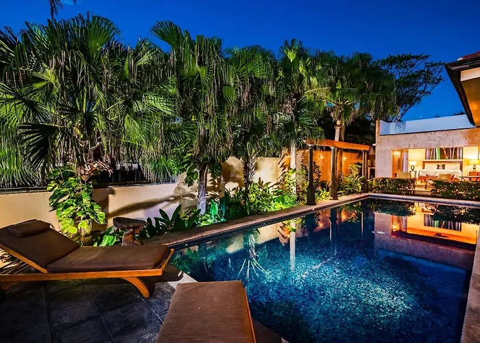 Exclusive Beachfront Private Pool, Koi, Bbq *