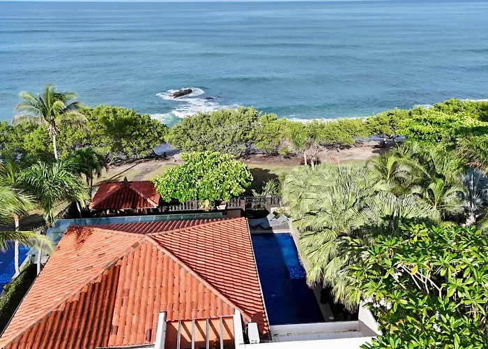 Exclusive Beachfront Private Pool, Koi, Bbq * Tamarindo